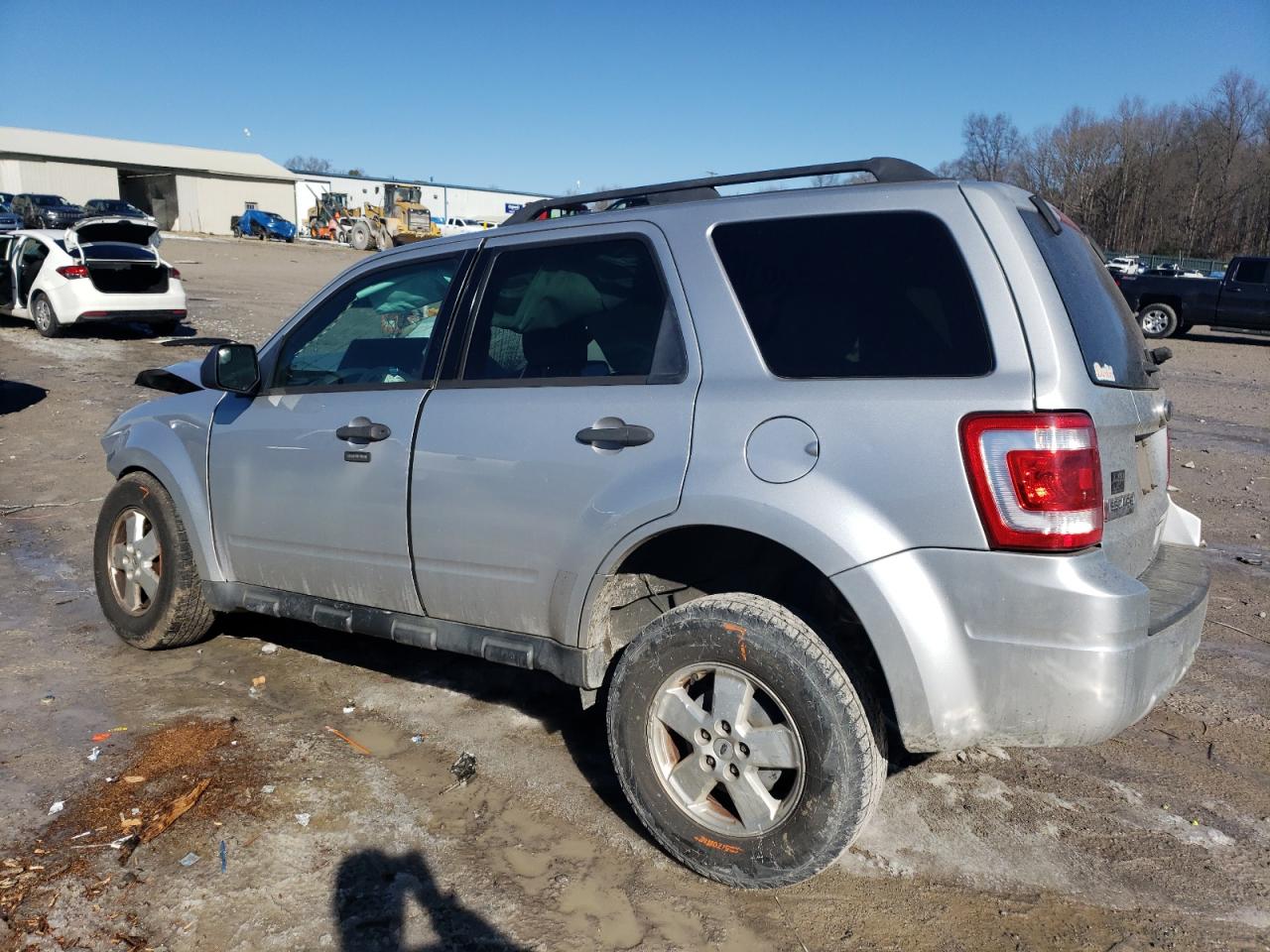 2011 Ford Escape - Image 2
