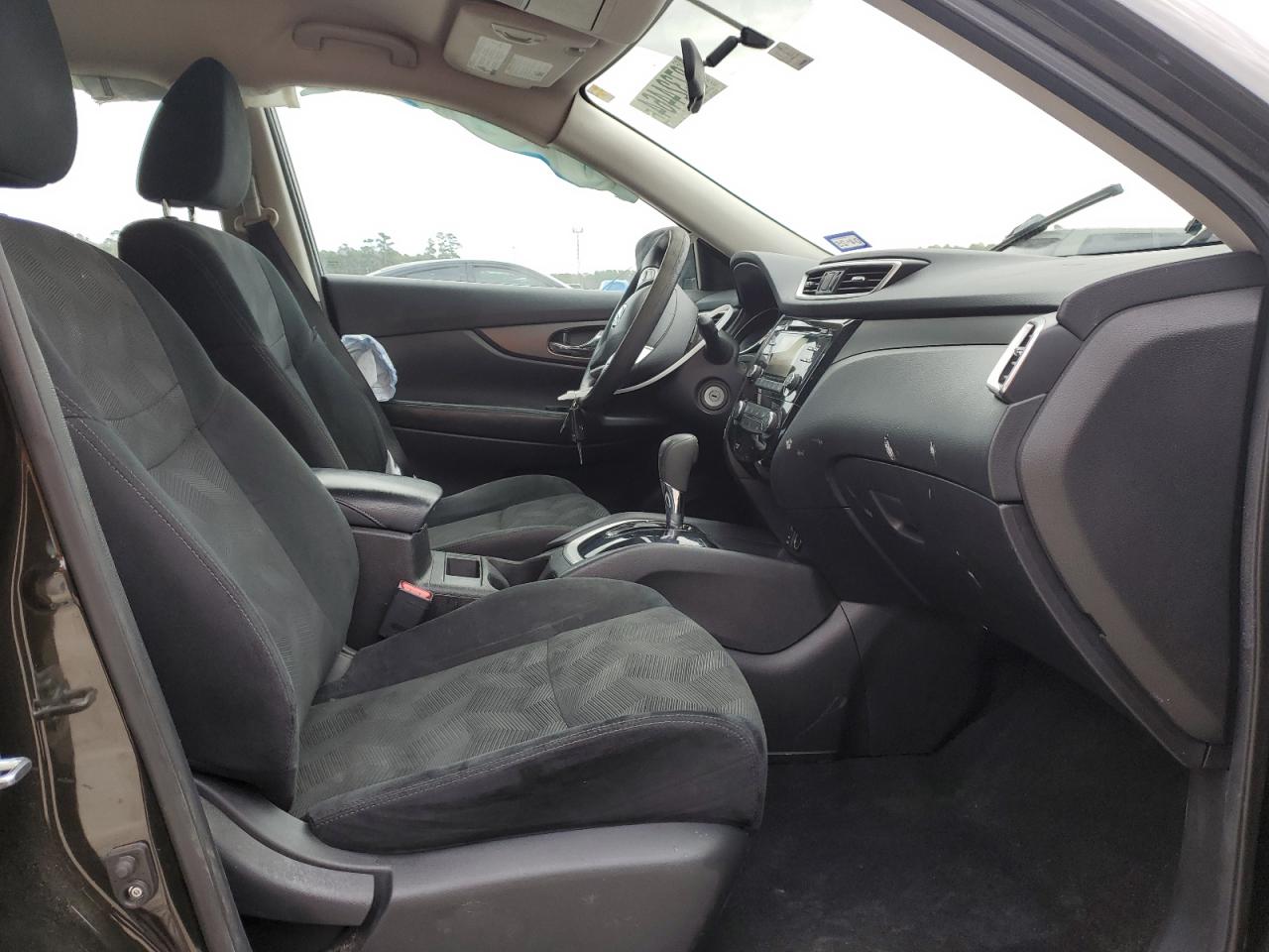 2015 Nissan Rogue - Image 7
