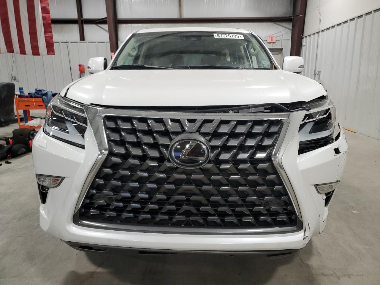 2021 Lexus GX - Image 5