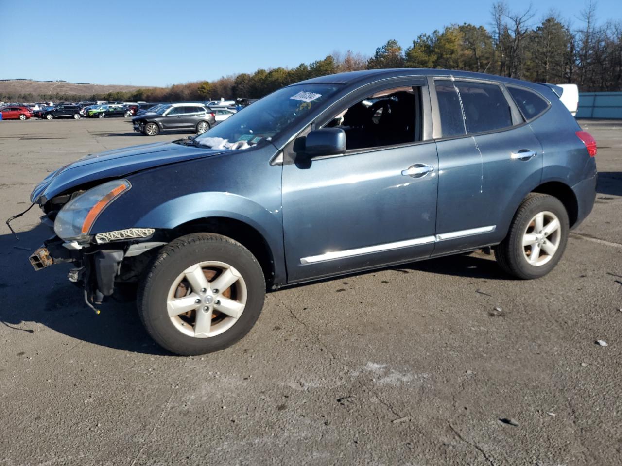 2013 Nissan Rogue - Image 1