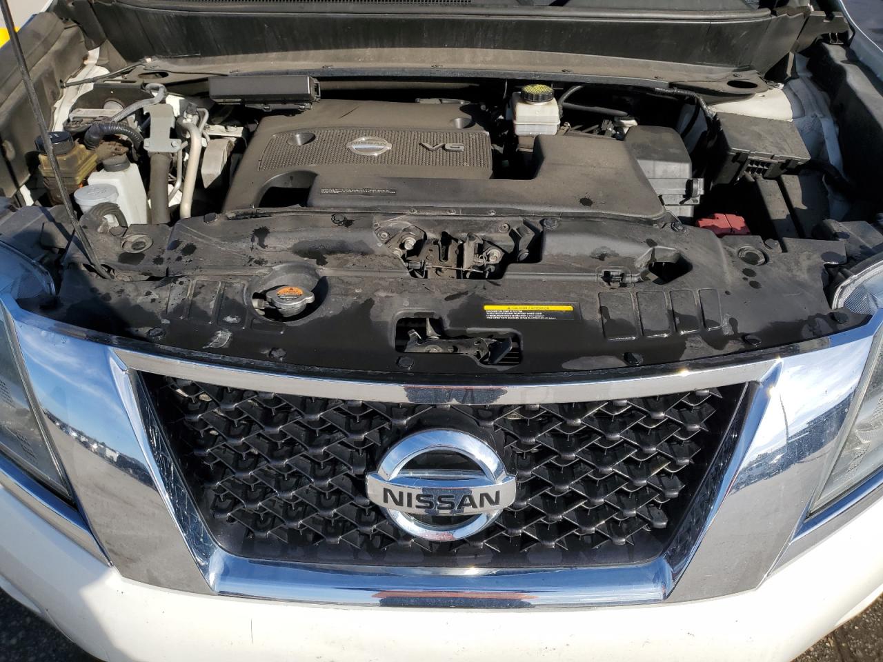 2013 Nissan Pathfinder - Image 12