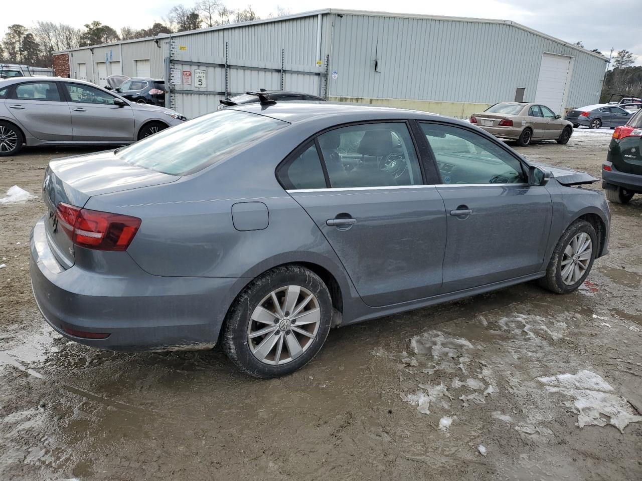 2016 Volkswagen Jetta - Image 3