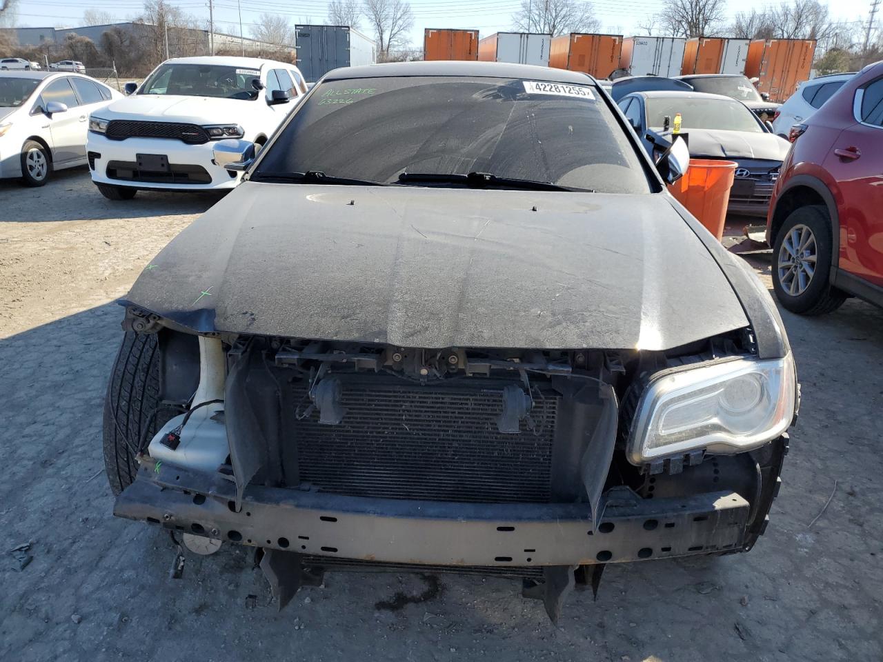 2013 Chrysler 300 - Image 5