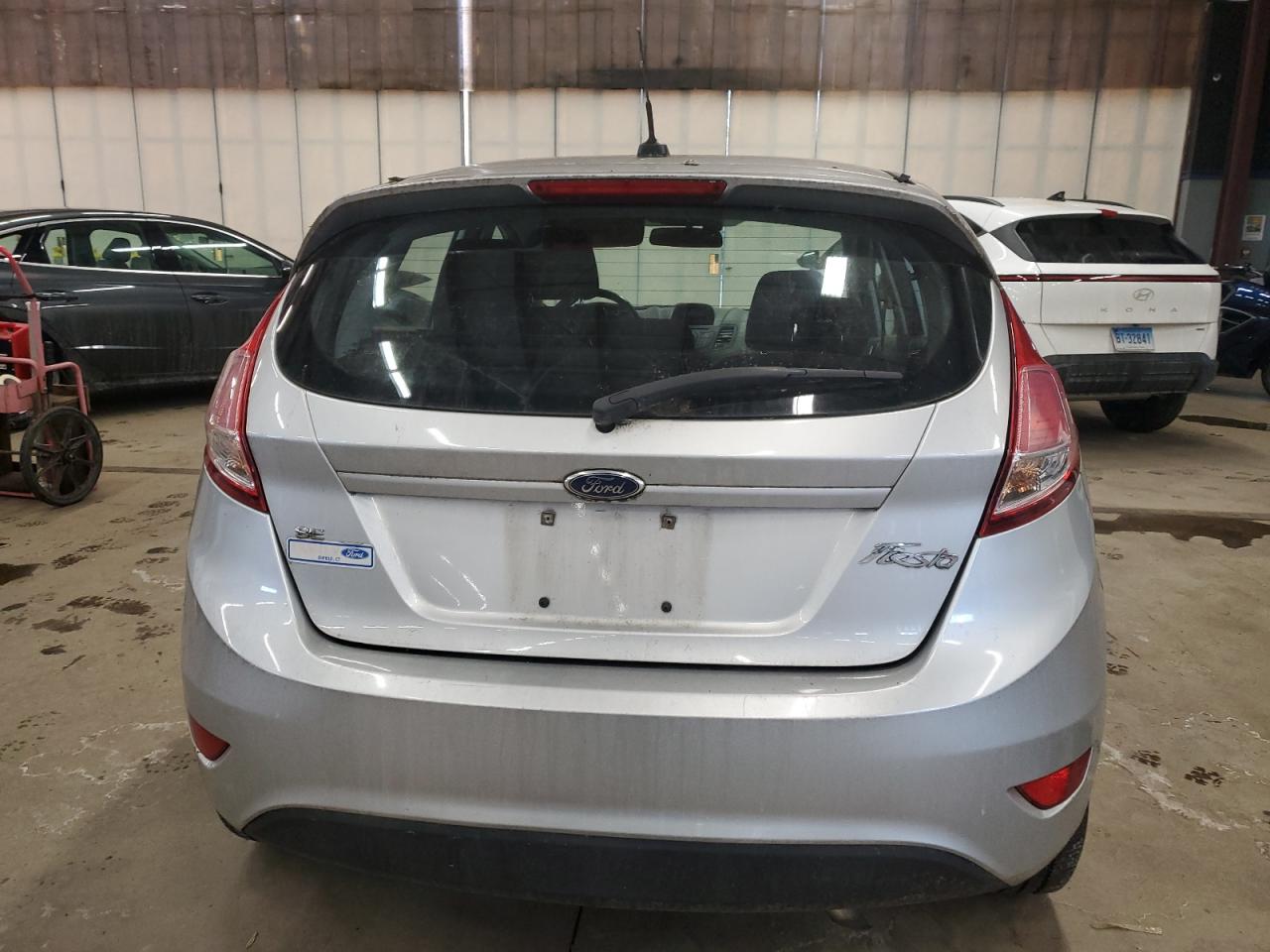 2014 Ford Fiesta - Image 6