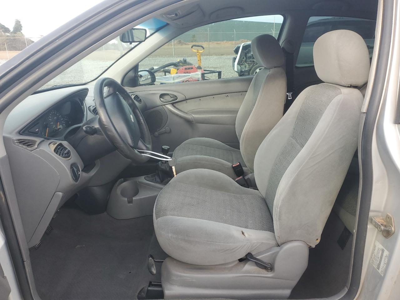 2000 Ford Focus - Image 7