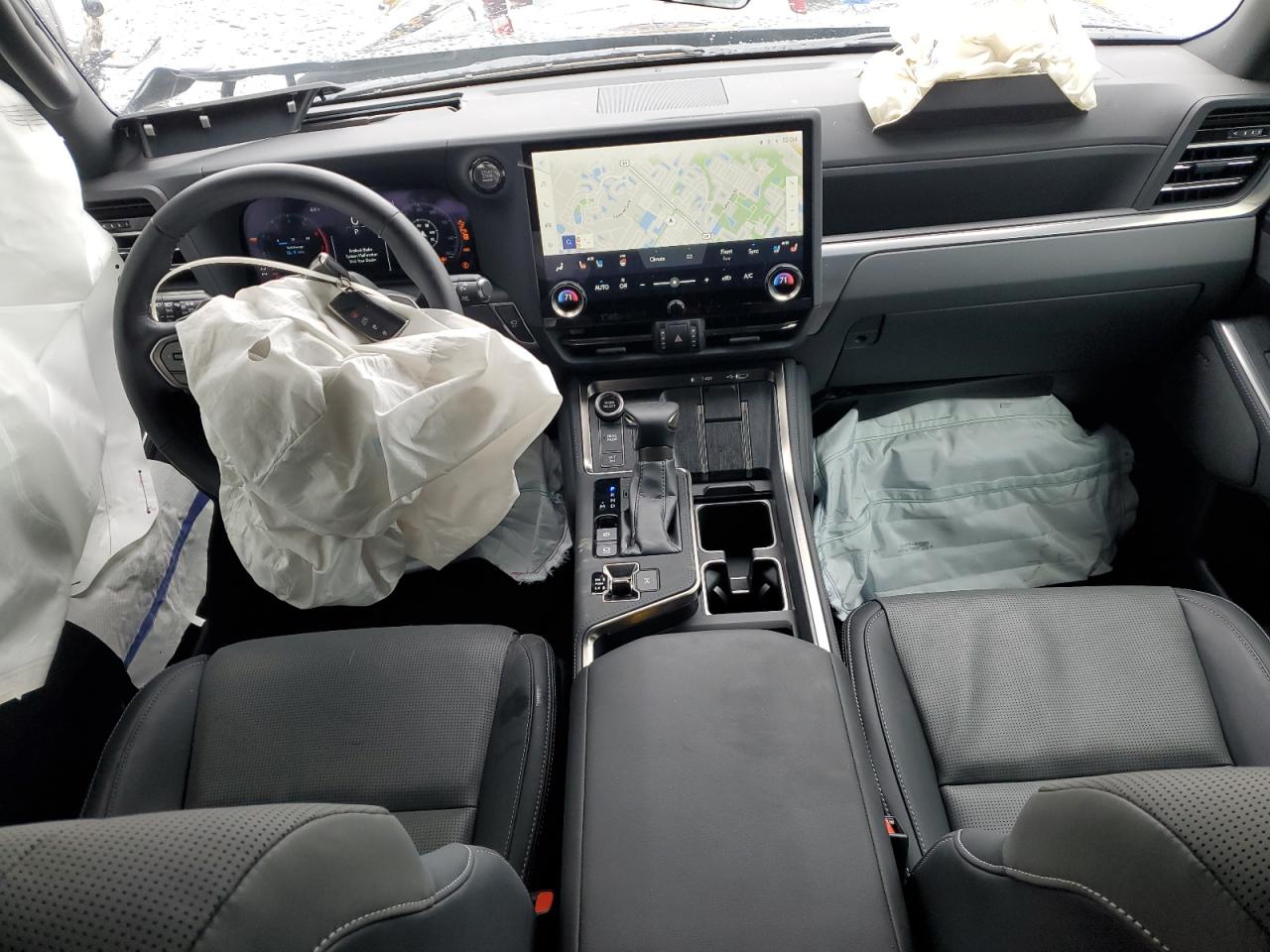 2024 Lexus GX - Image 8