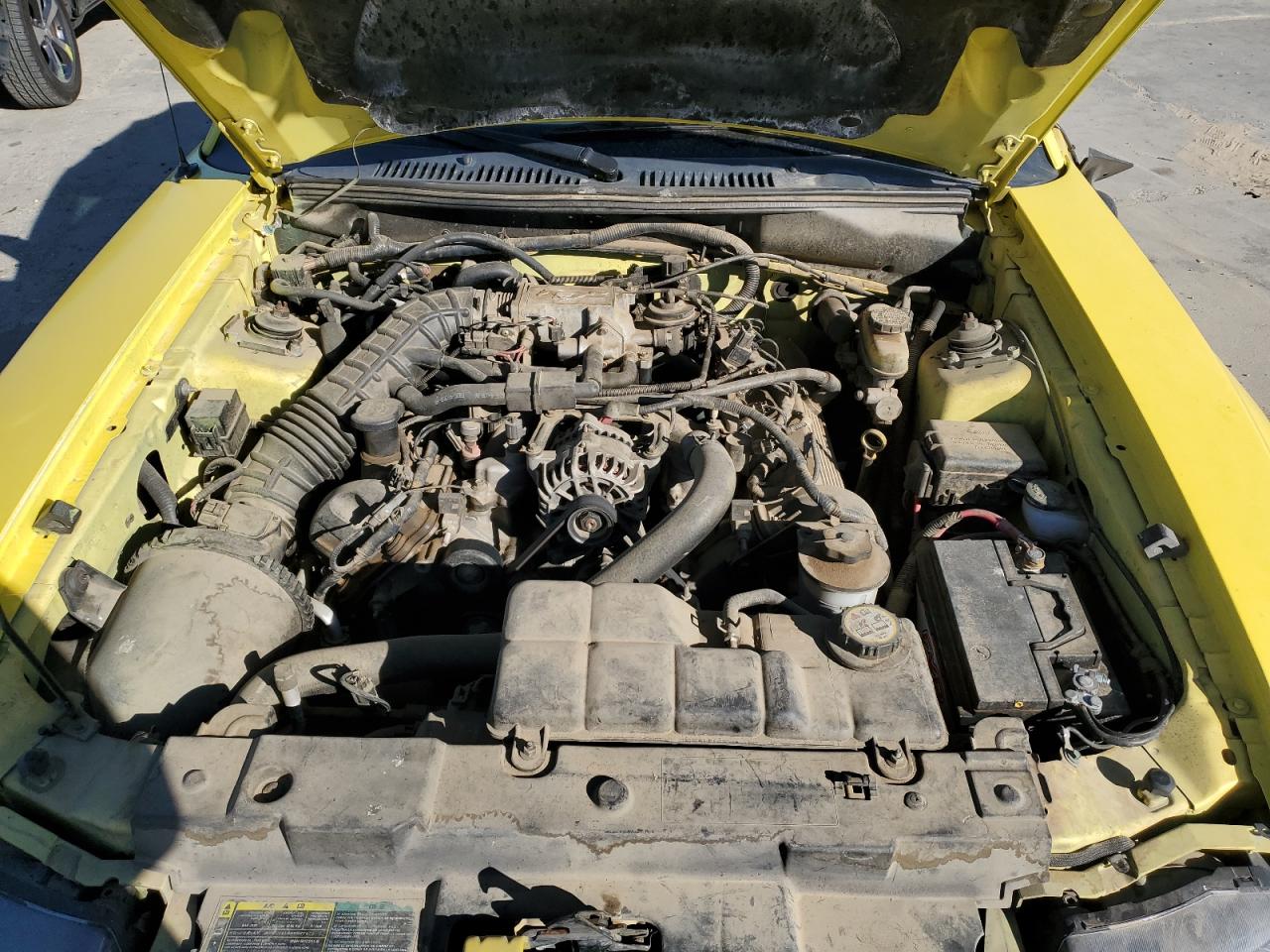 2003 Ford Mustang - Image 12