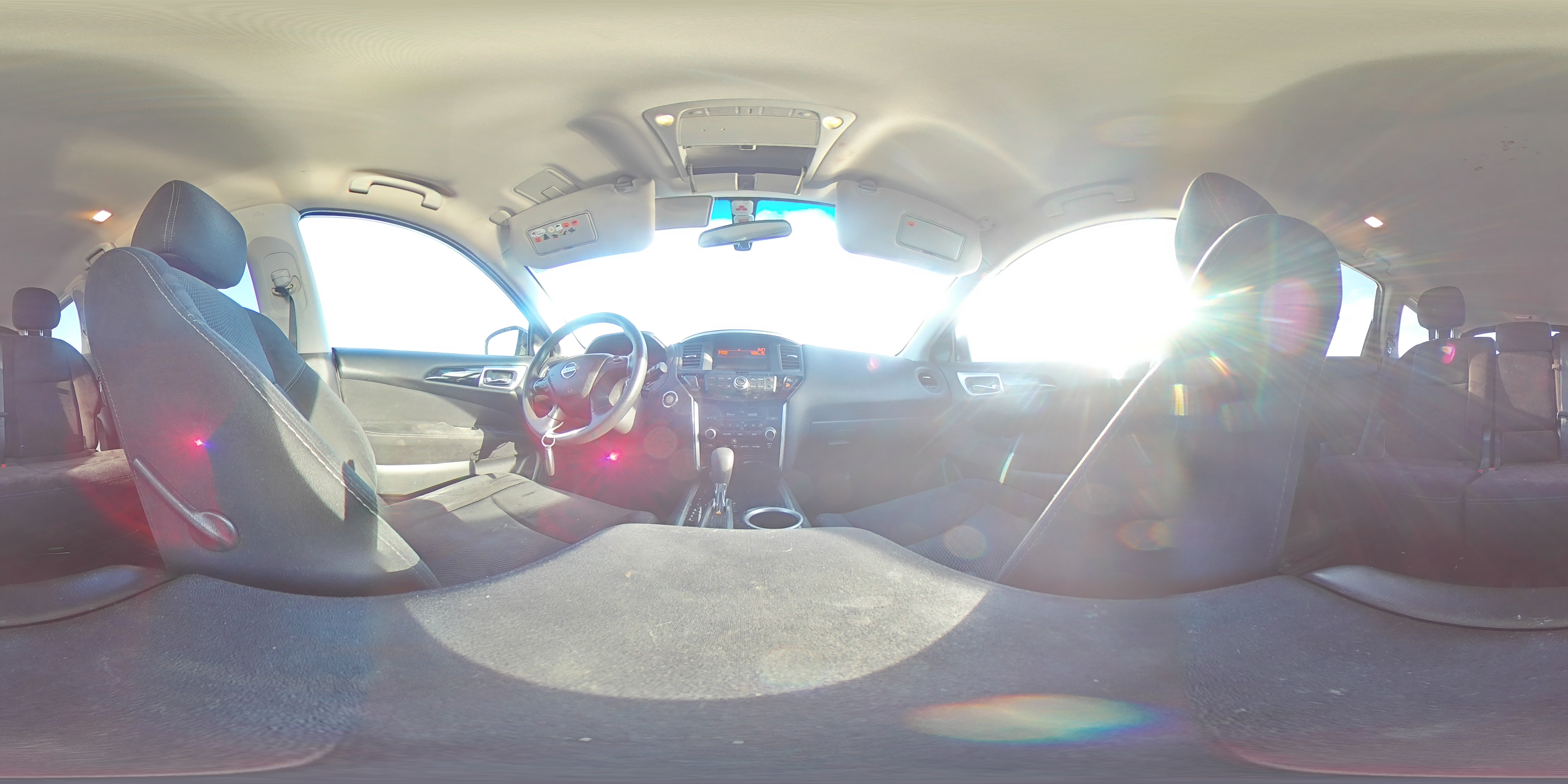 2014 Nissan Pathfinder - Image 15