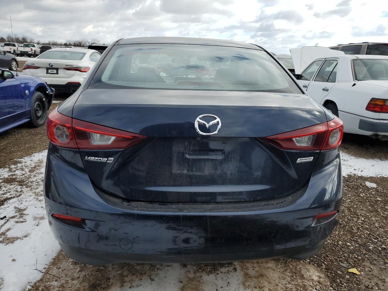 2016 Mazda 3 - Image 6