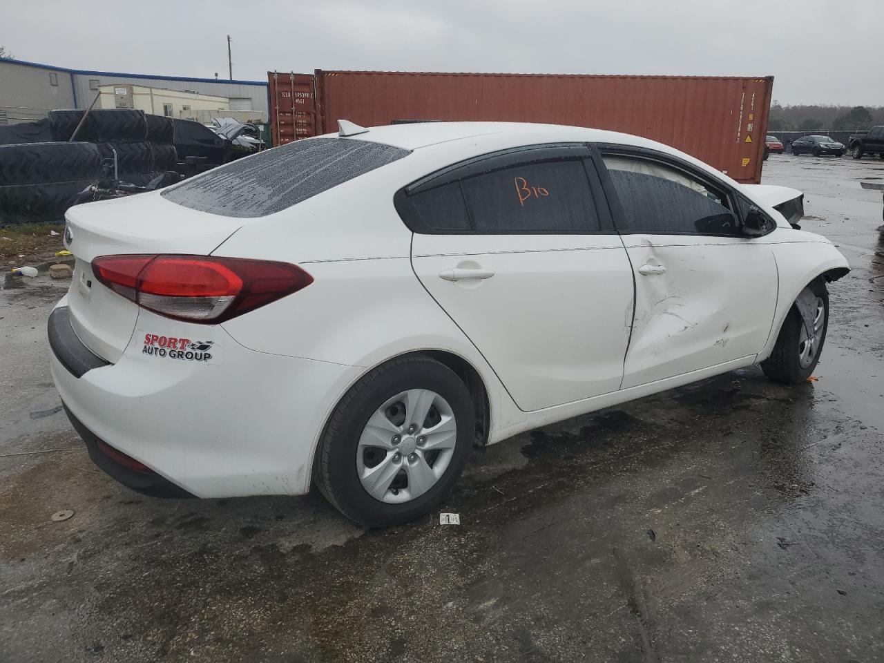 2017 Kia Forte - Image 3