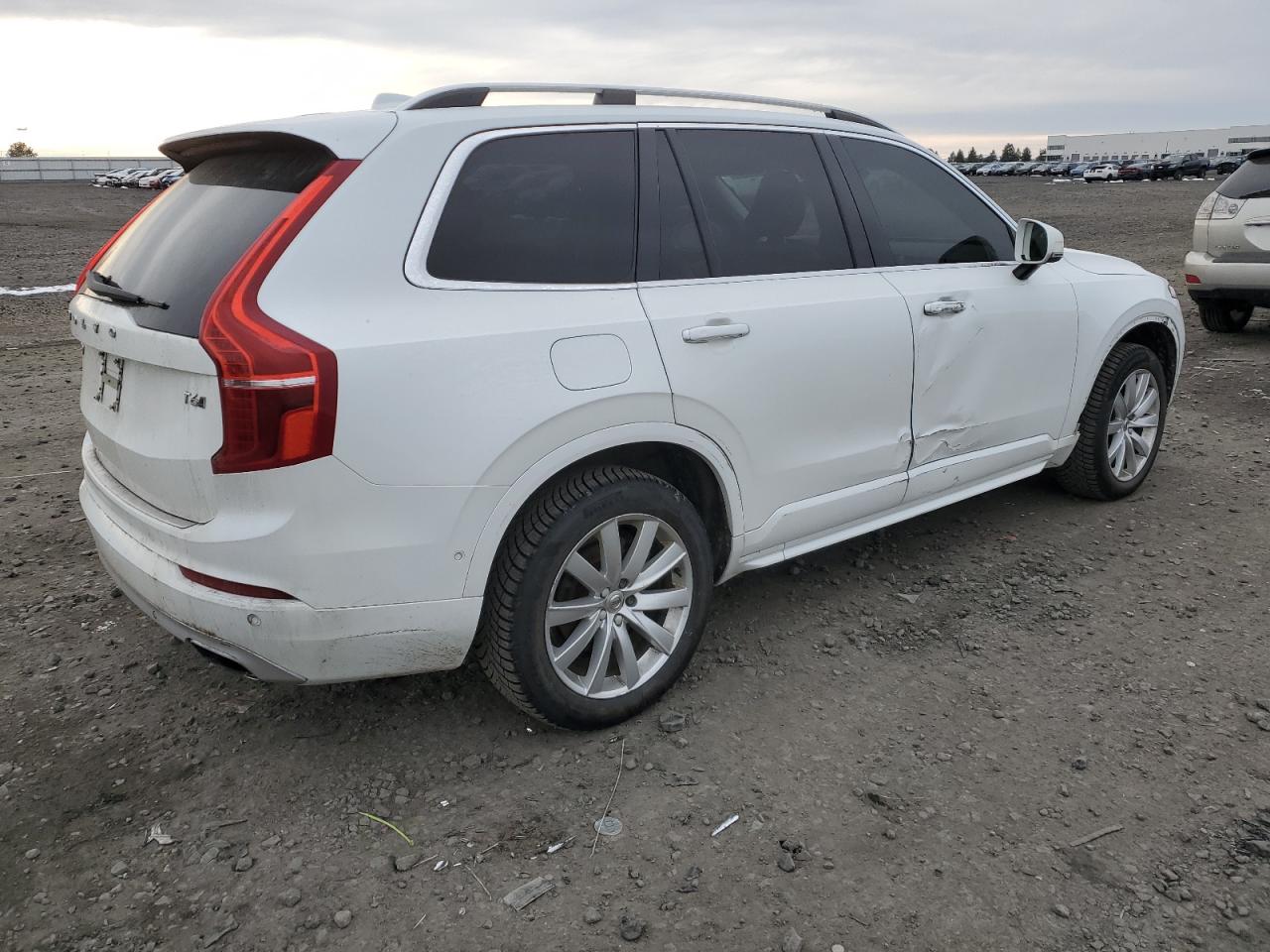2016 Volvo XC90 - Image 4