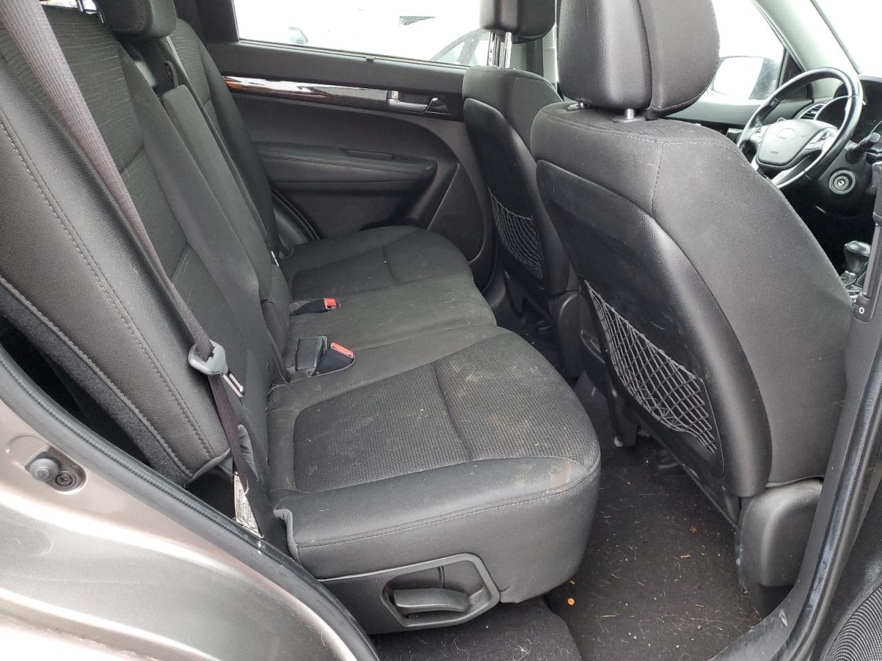 2014 Kia Sorento - Image 11