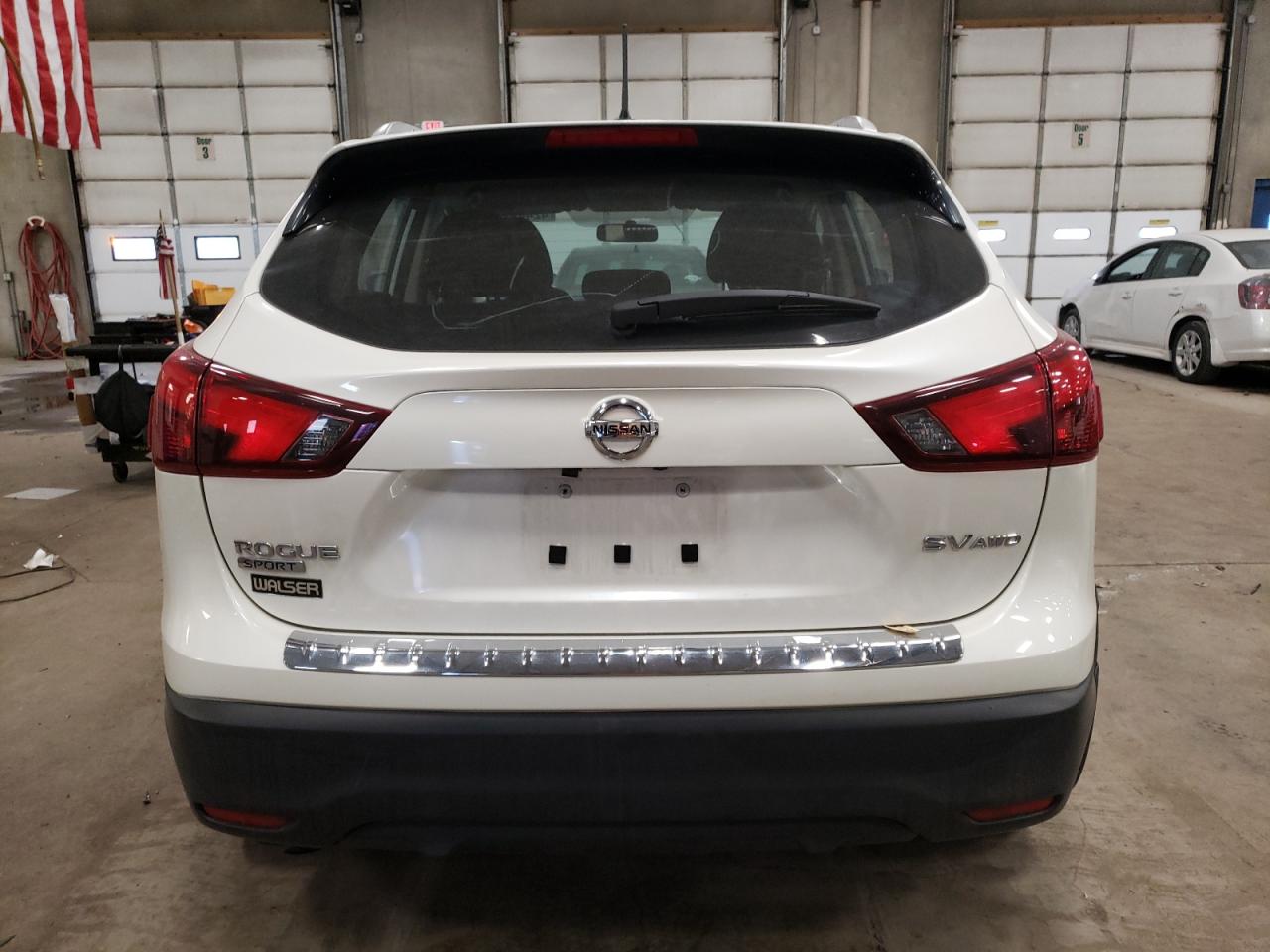 2017 Nissan Rogue - Image 6