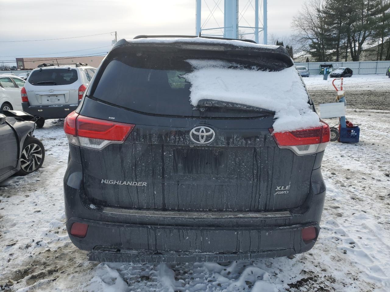 2018 Toyota Highlander - Image 6