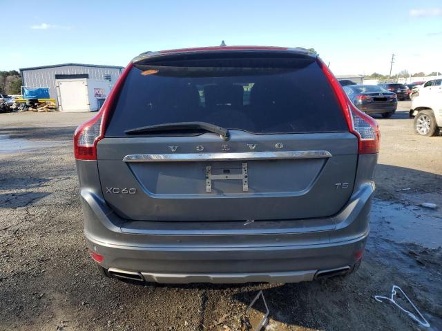  VOLVO XC60 2017 Серый