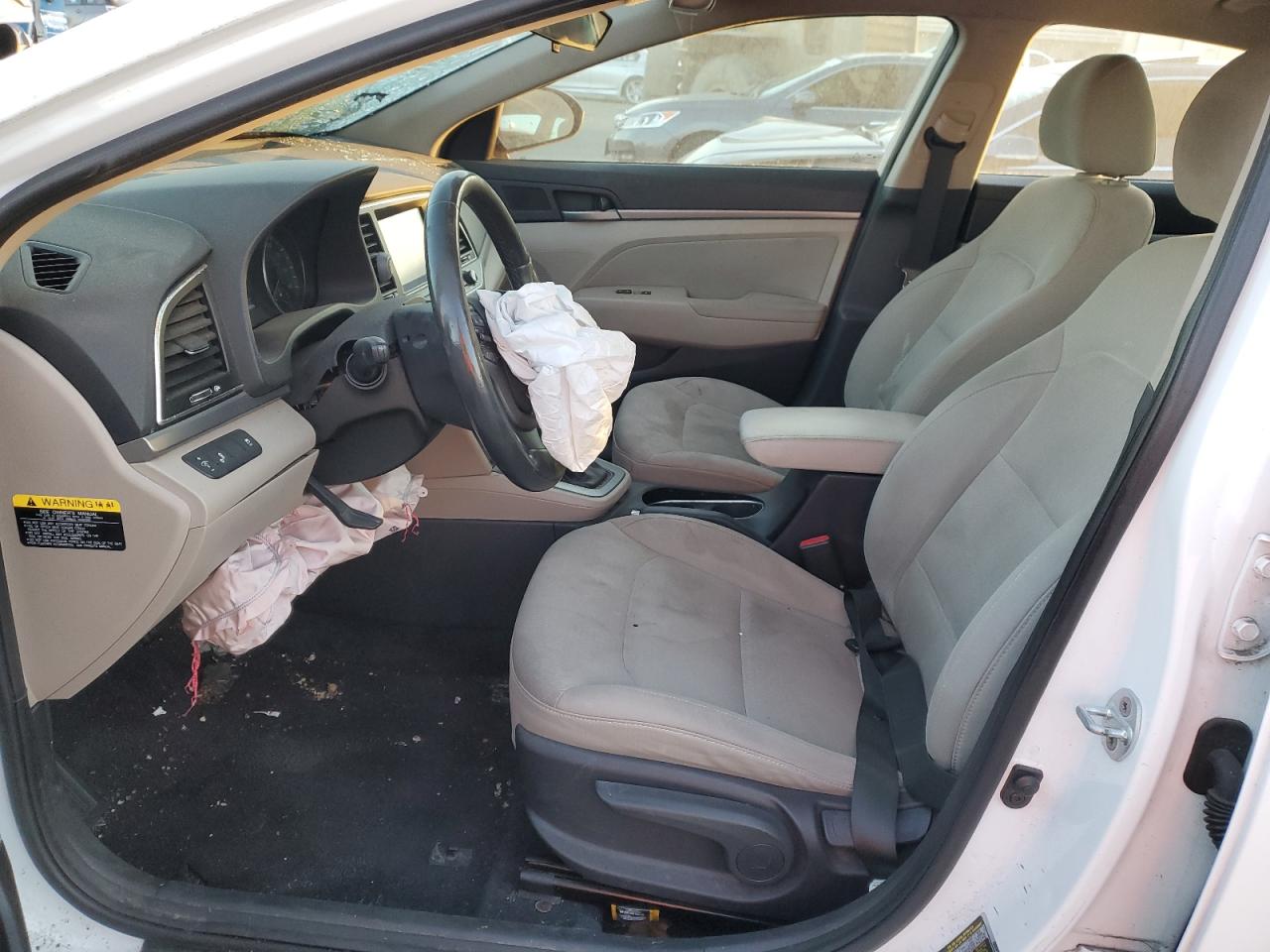 2017 Hyundai Elantra - Image 7