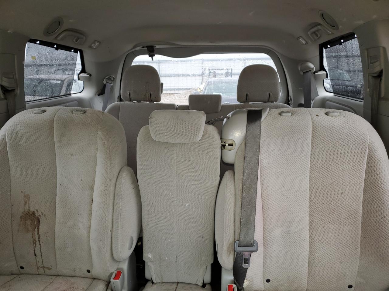 2014 Toyota Sienna - Image 10