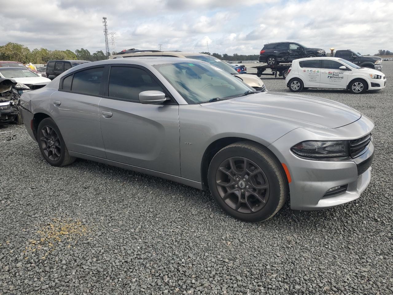 2018 Dodge Charger - Image 4