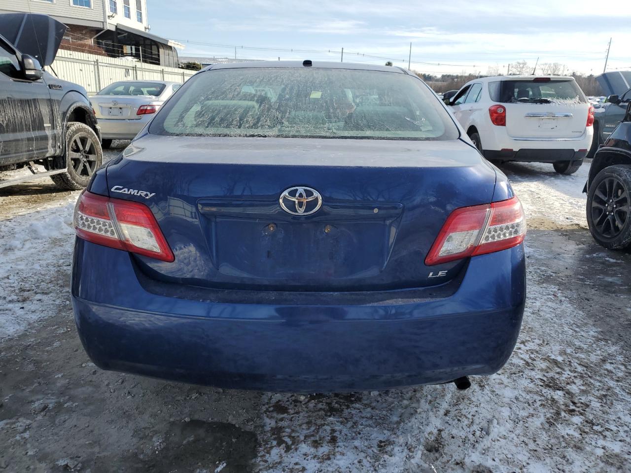 2010 Toyota Camry - Image 6