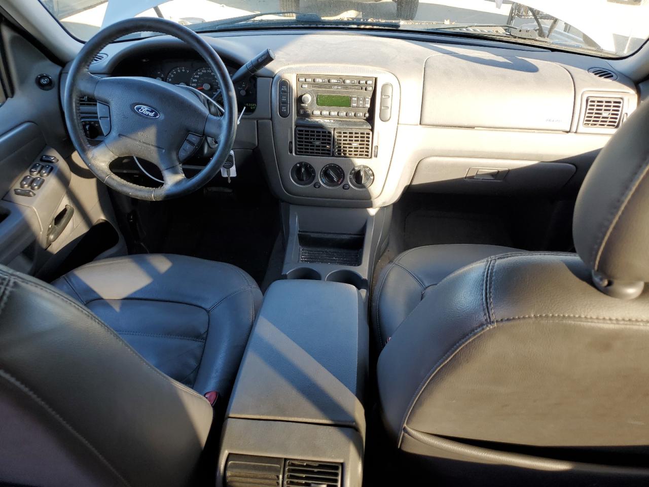 2003 Ford Explorer - Image 8