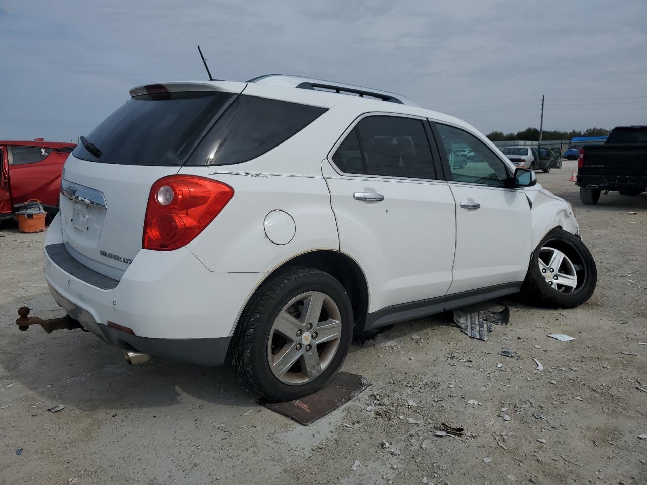 2015 Chevrolet Equinox - Image 3