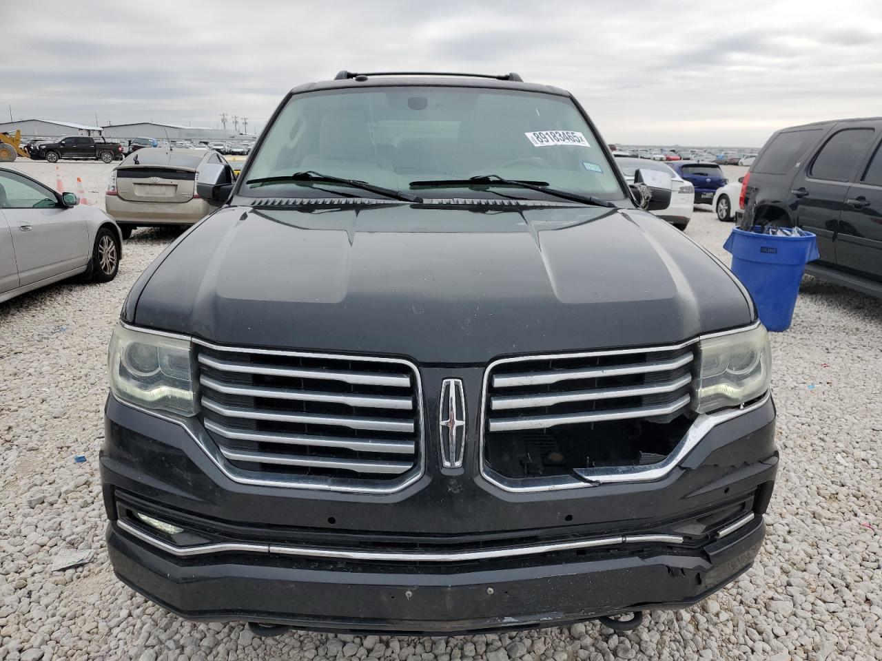 2015 Lincoln Navigator - Image 5