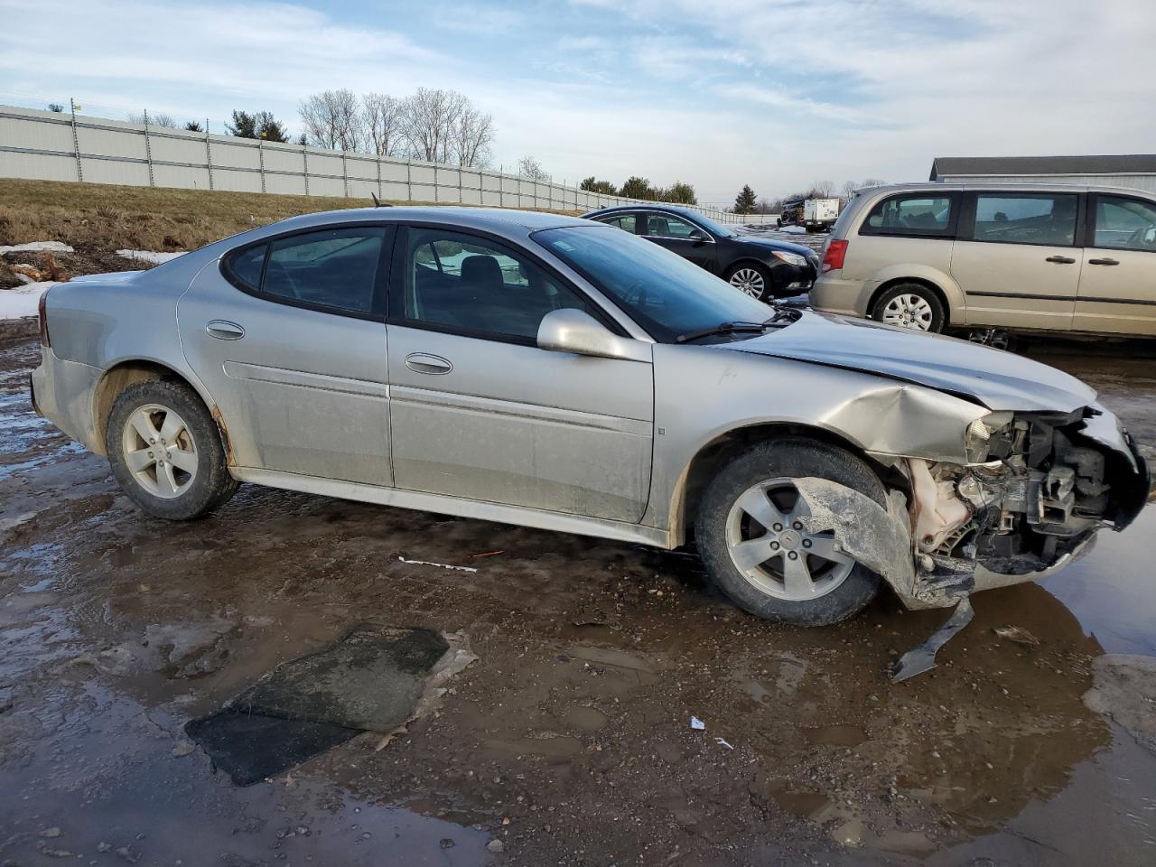 2008 Pontiac Grand Prix - Image 4