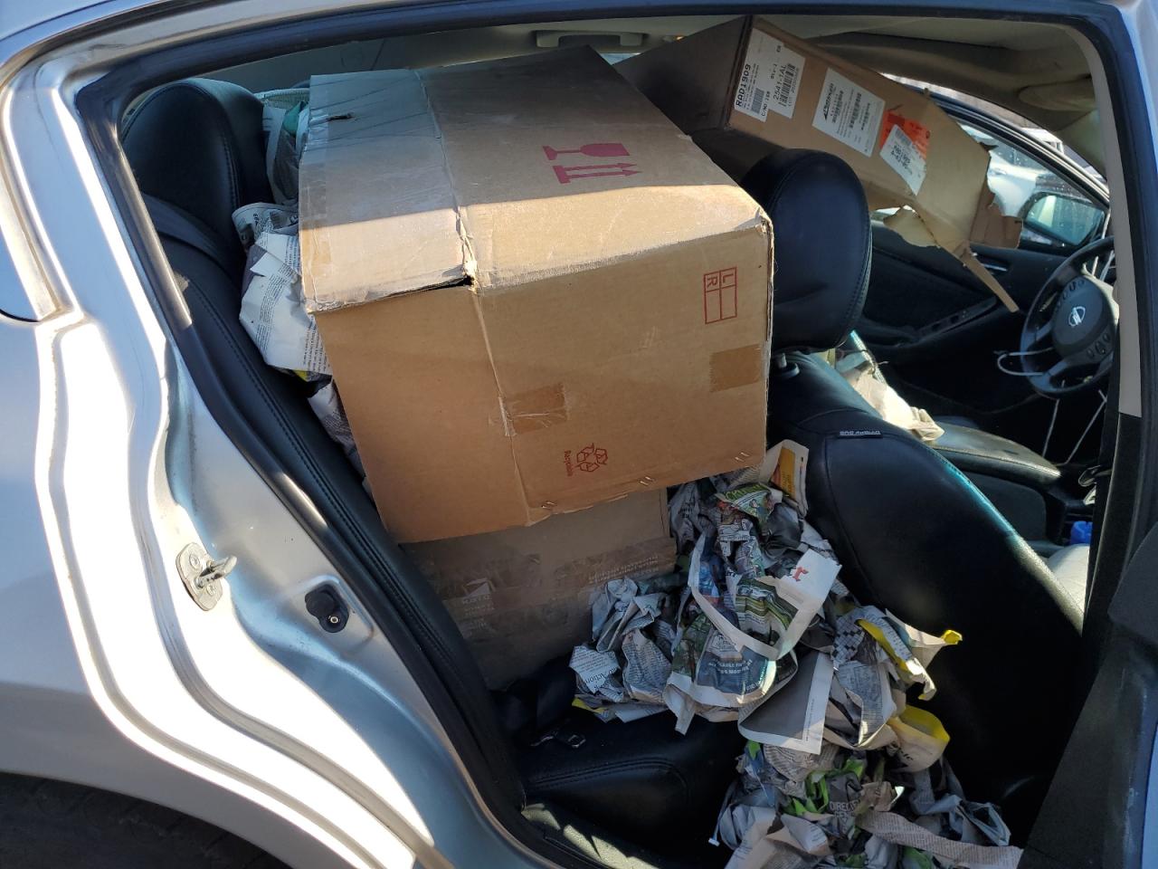 2011 Nissan Altima - Image 10