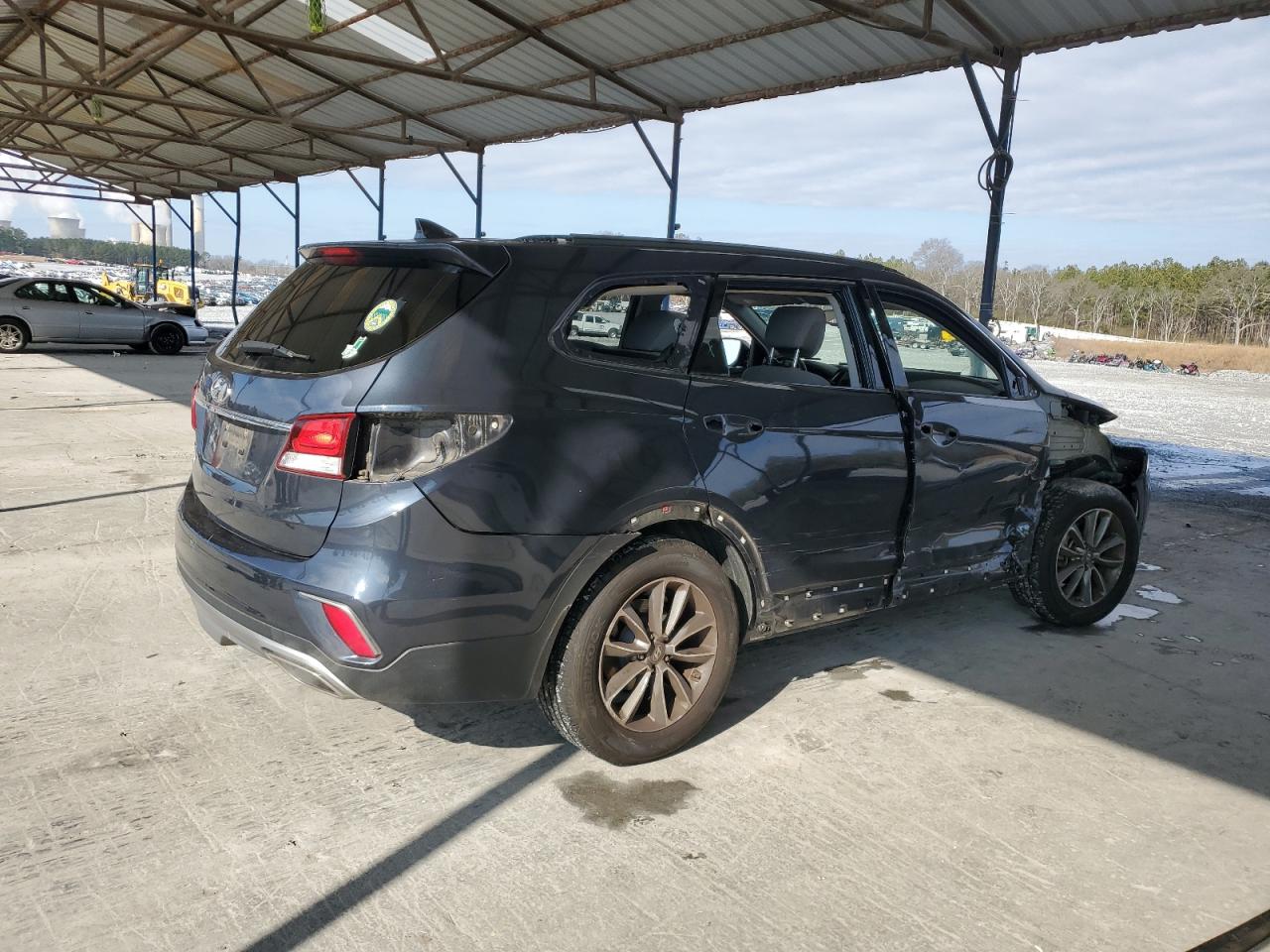 2019 Hyundai Santa Fe - Image 3