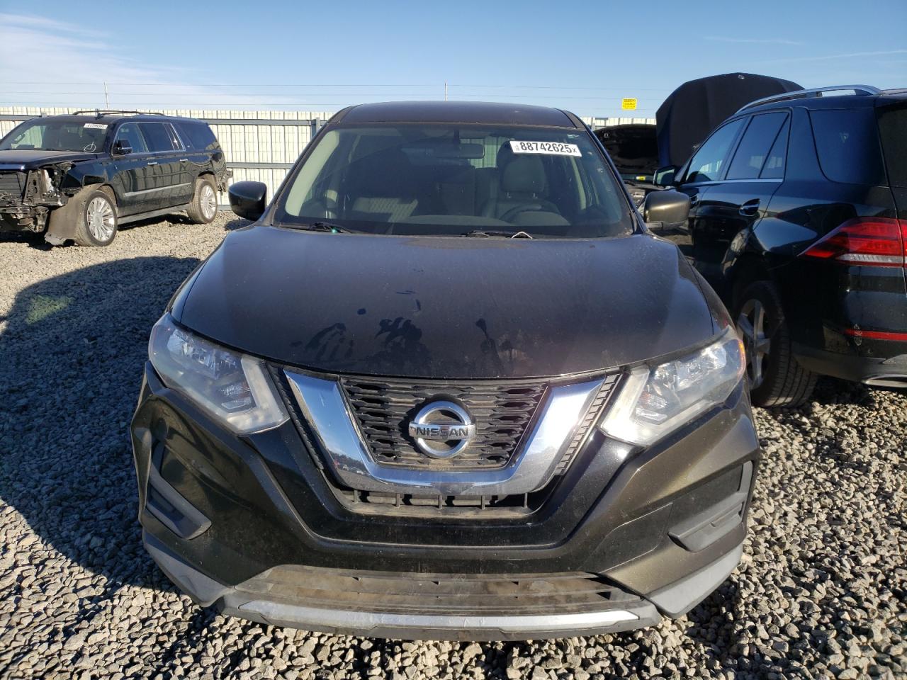 2017 Nissan Rogue - Image 5