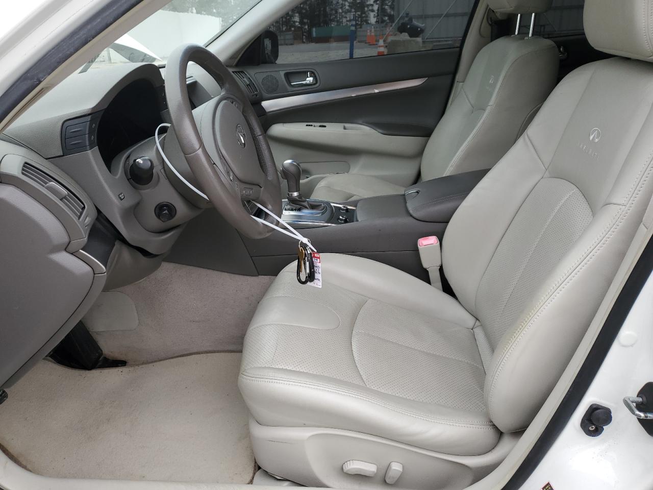 2011 Infiniti G - Image 7