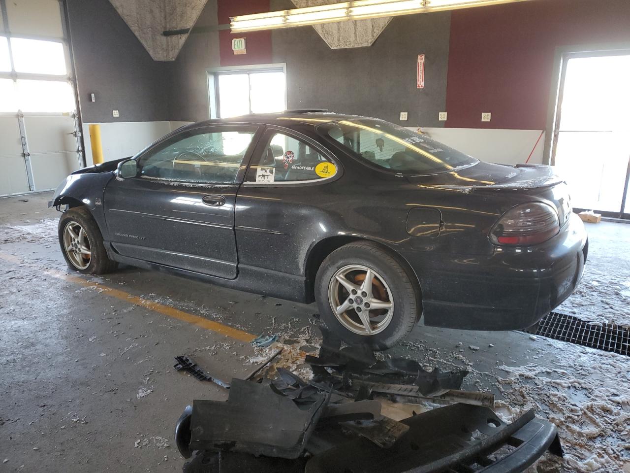 2000 Pontiac Grand Prix - Image 2