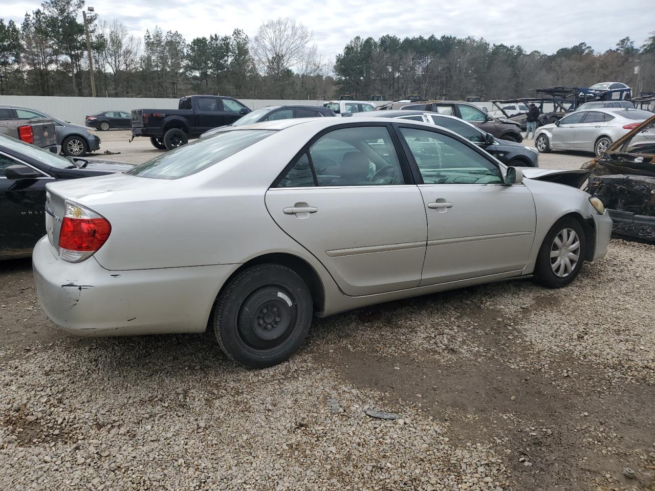 2005 Toyota Camry - Image 3