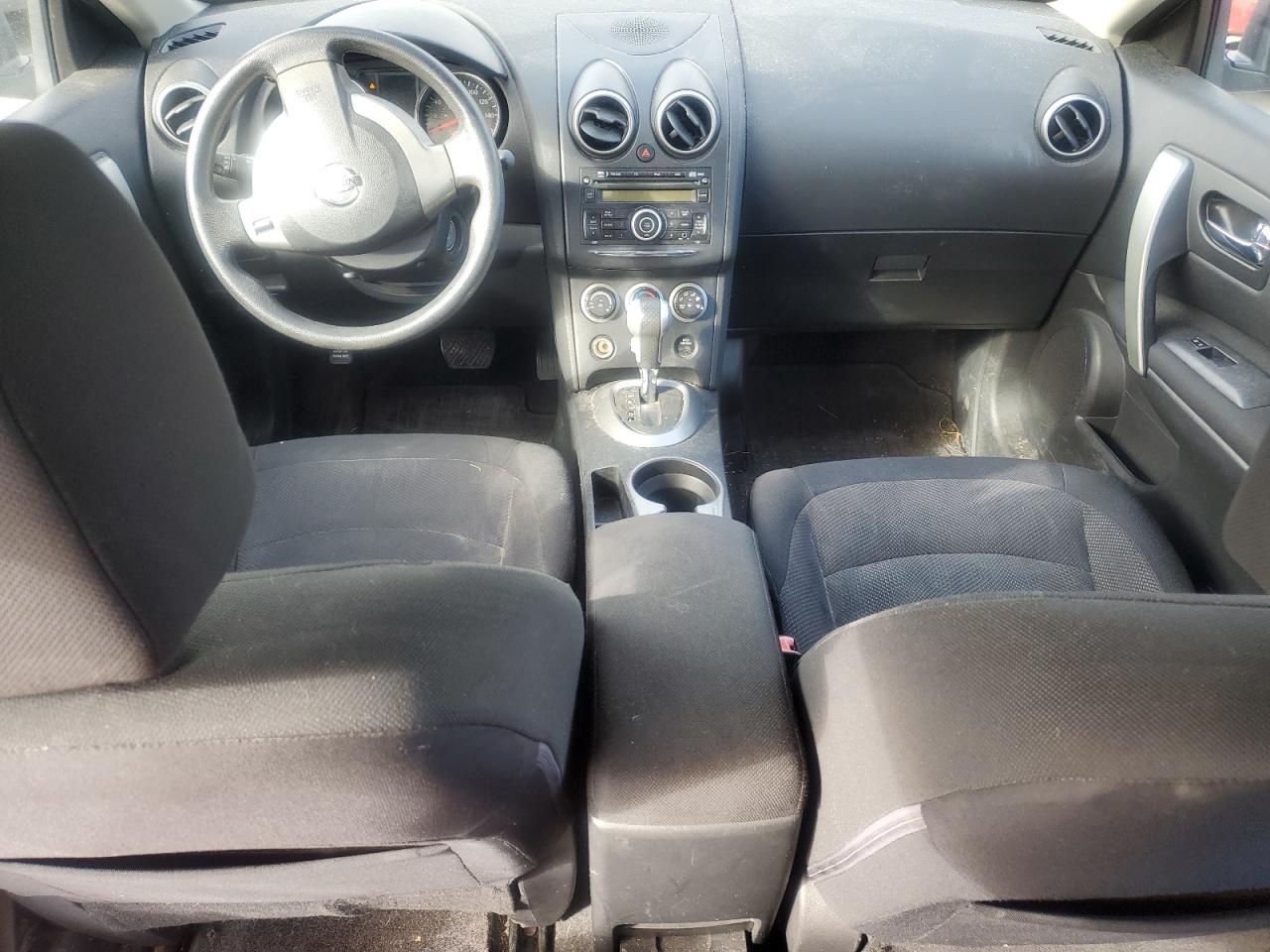2011 Nissan Rogue - Image 8