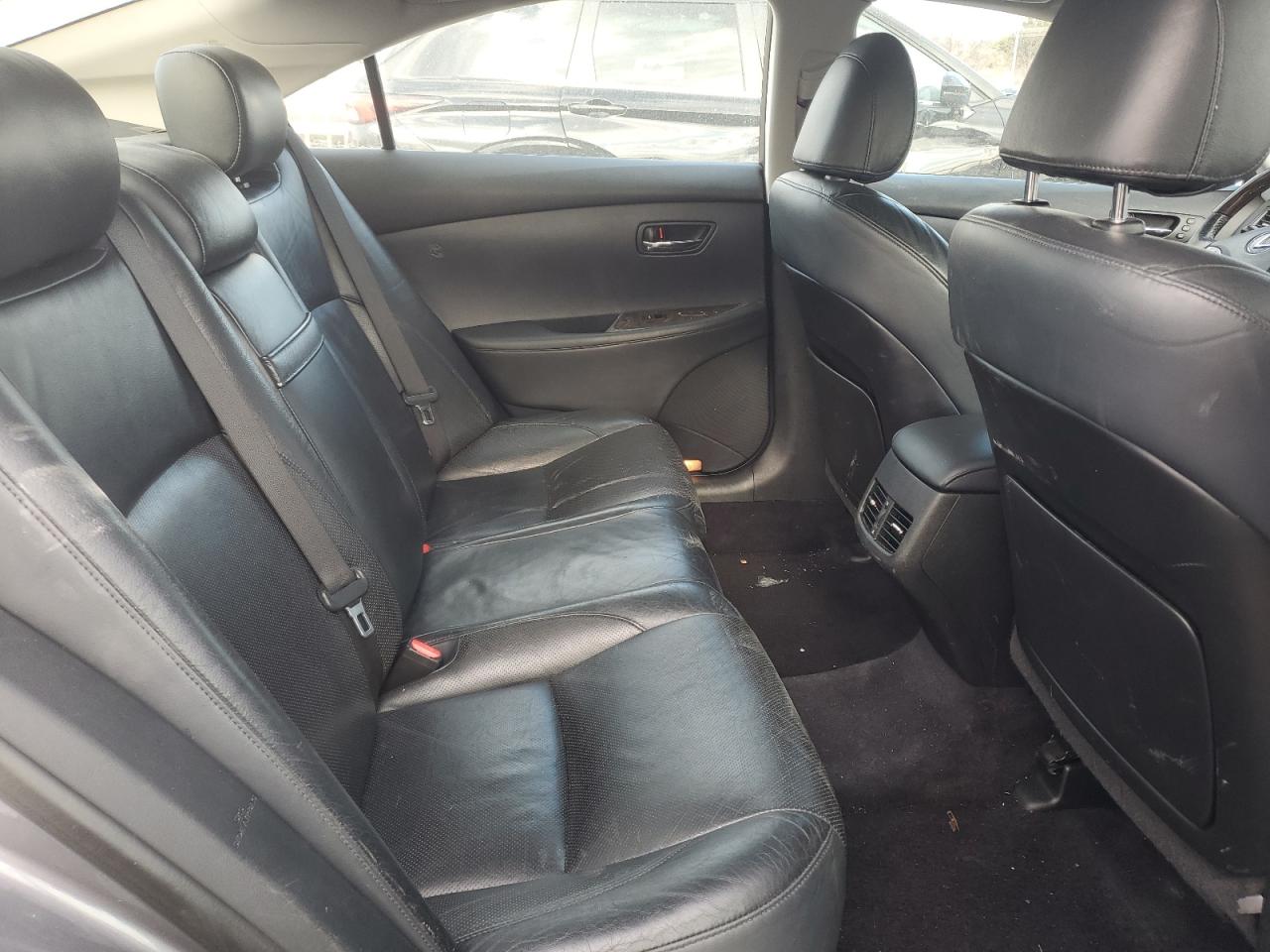 2012 Lexus ES - Image 10