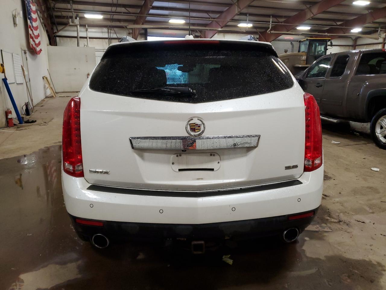 2016 Cadillac SRX - Image 6