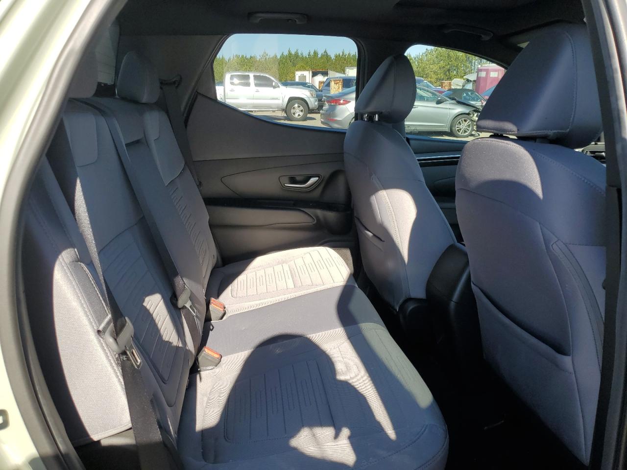 2023 Hyundai Santa Cruz - Image 10