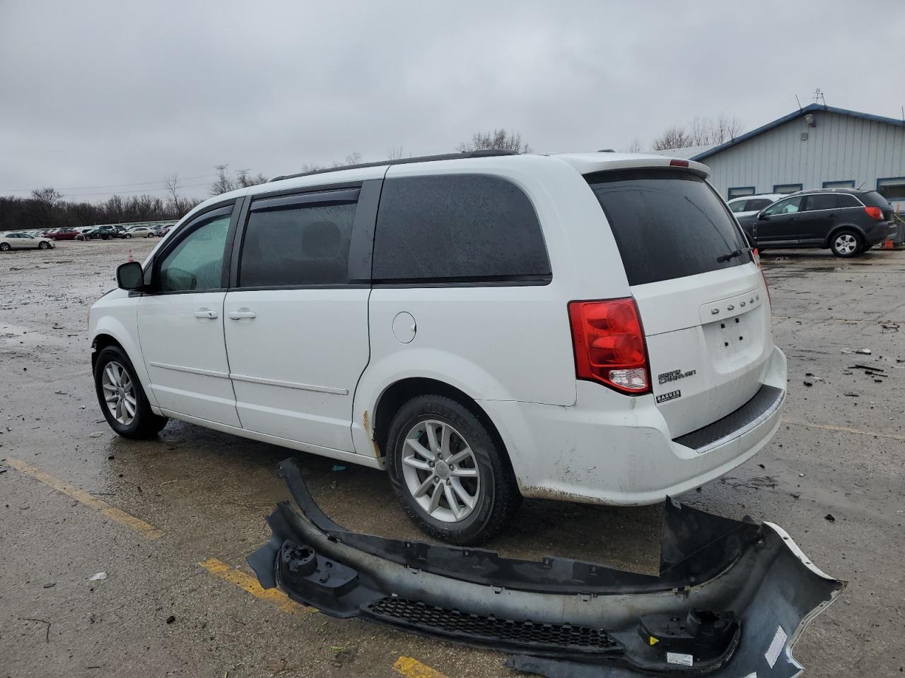 2015 Dodge Caravan - Image 2