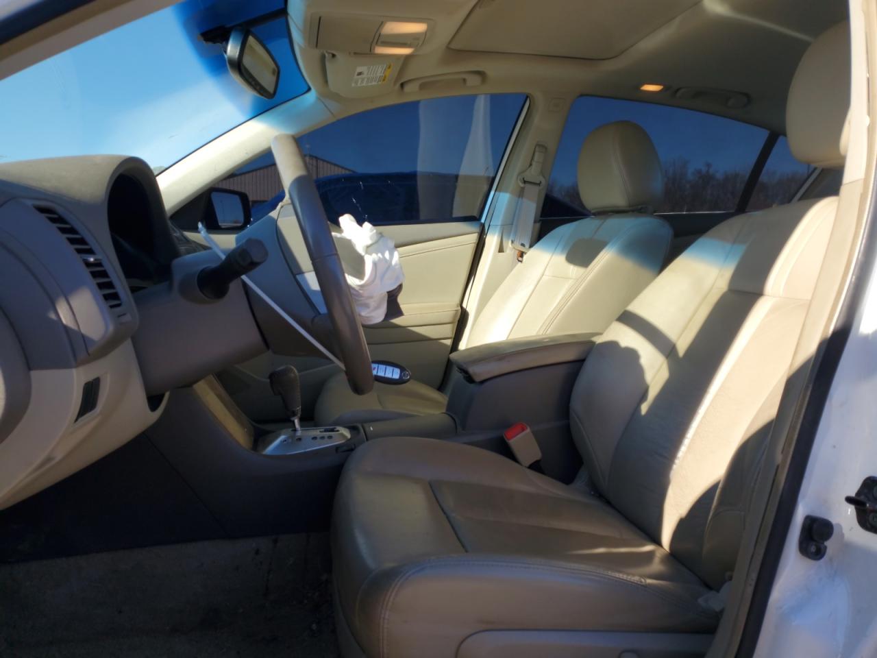 2009 Nissan Altima - Image 7
