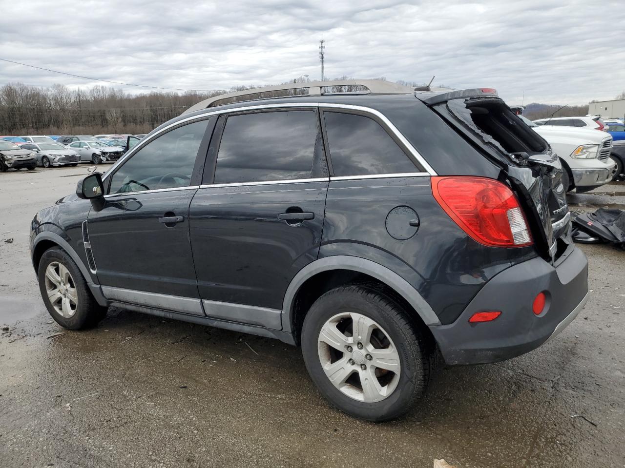2013 Chevrolet Captiva - Image 2