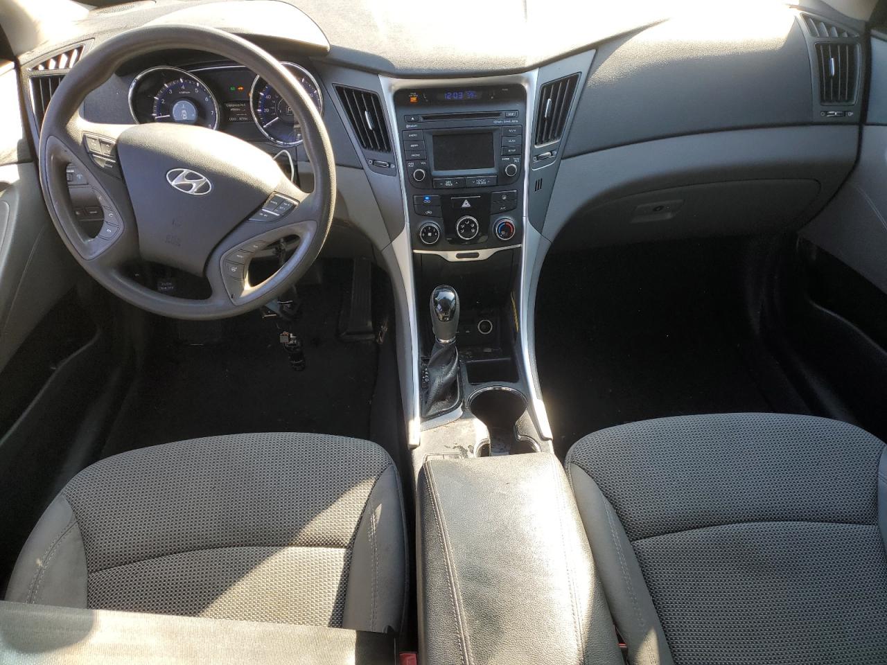 2014 Hyundai Sonata - Image 8