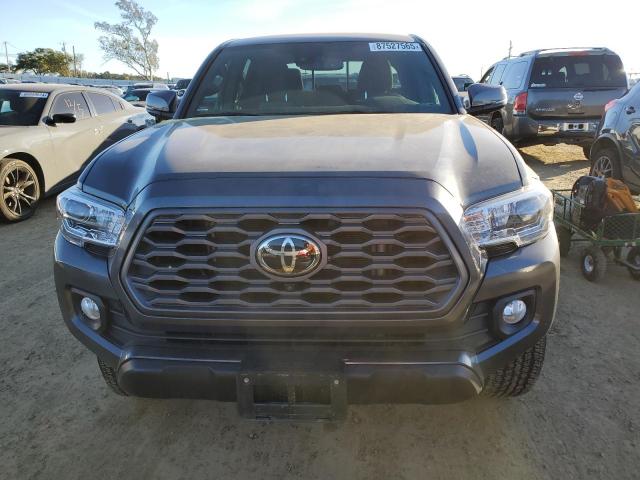  TOYOTA TACOMA 2023 Вугільний