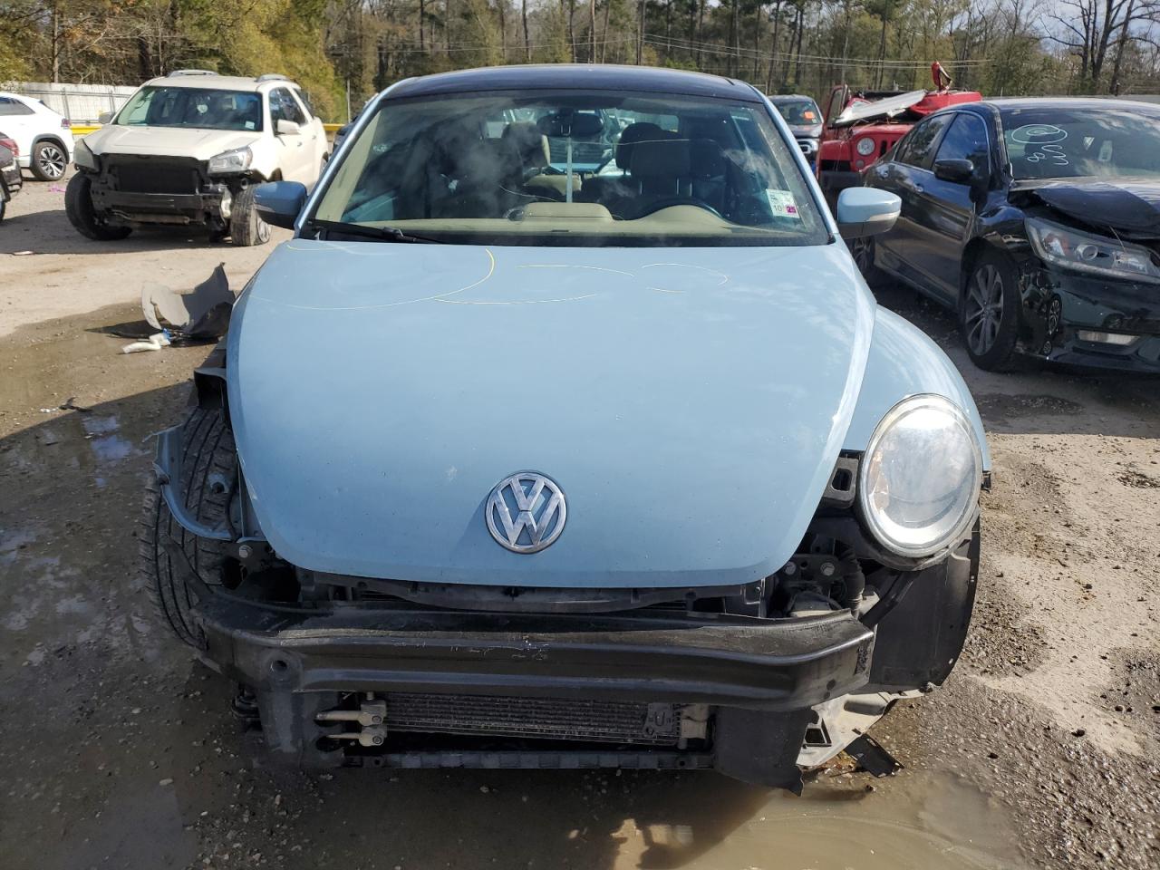 2015 Volkswagen Beetle - Image 5