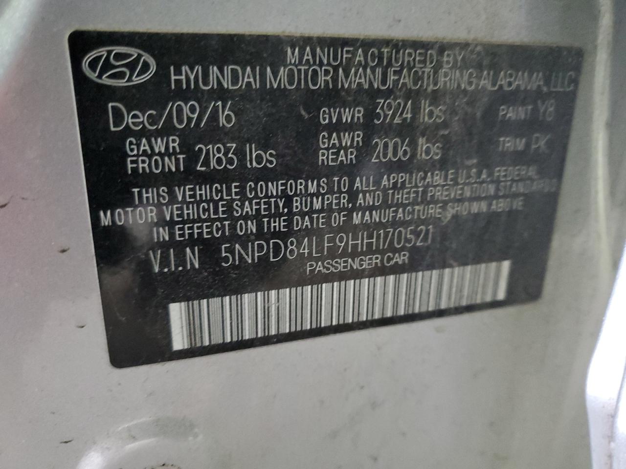 2017 Hyundai Elantra - Image 12
