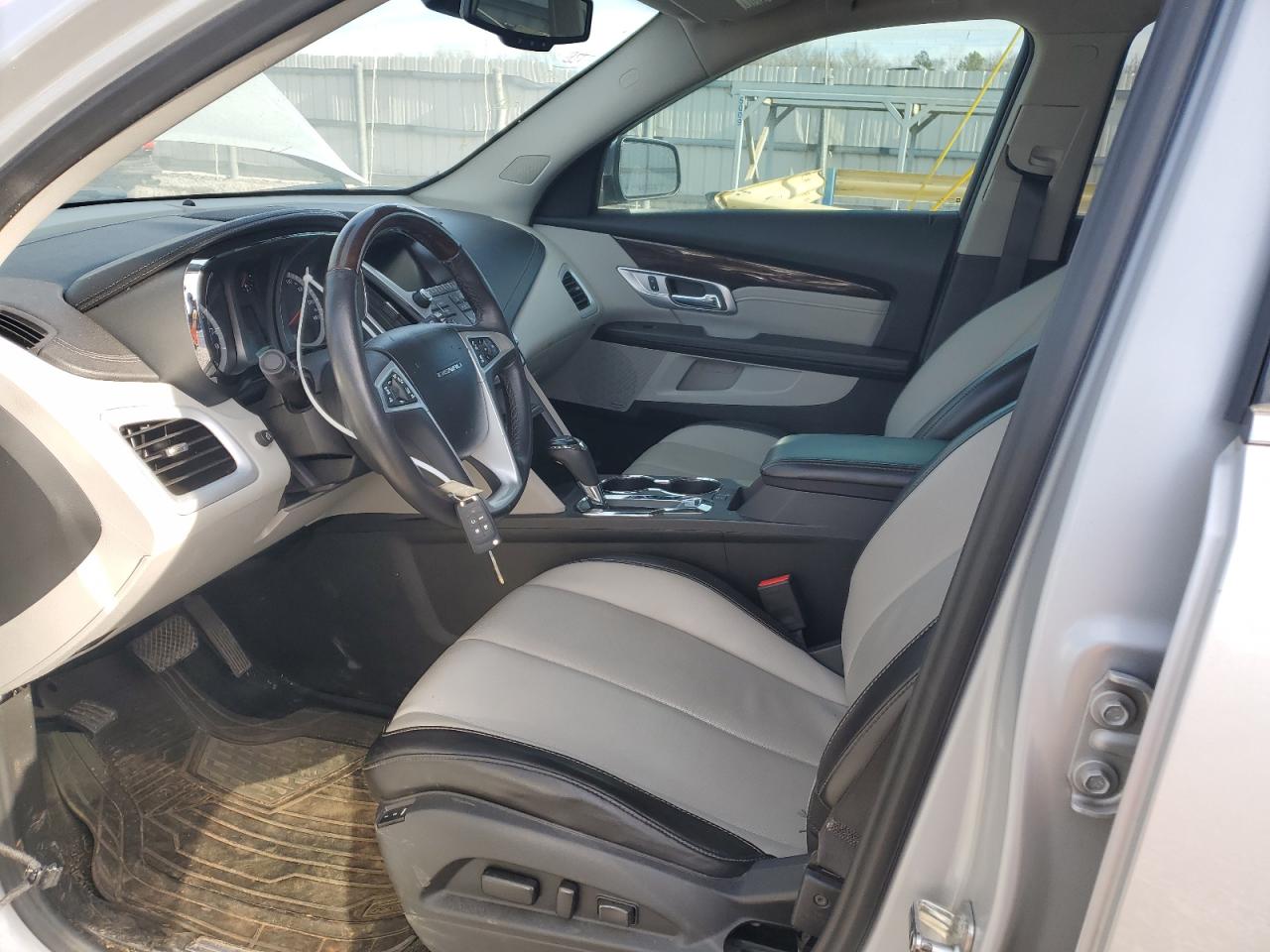 2017 GMC Terrain - Image 7