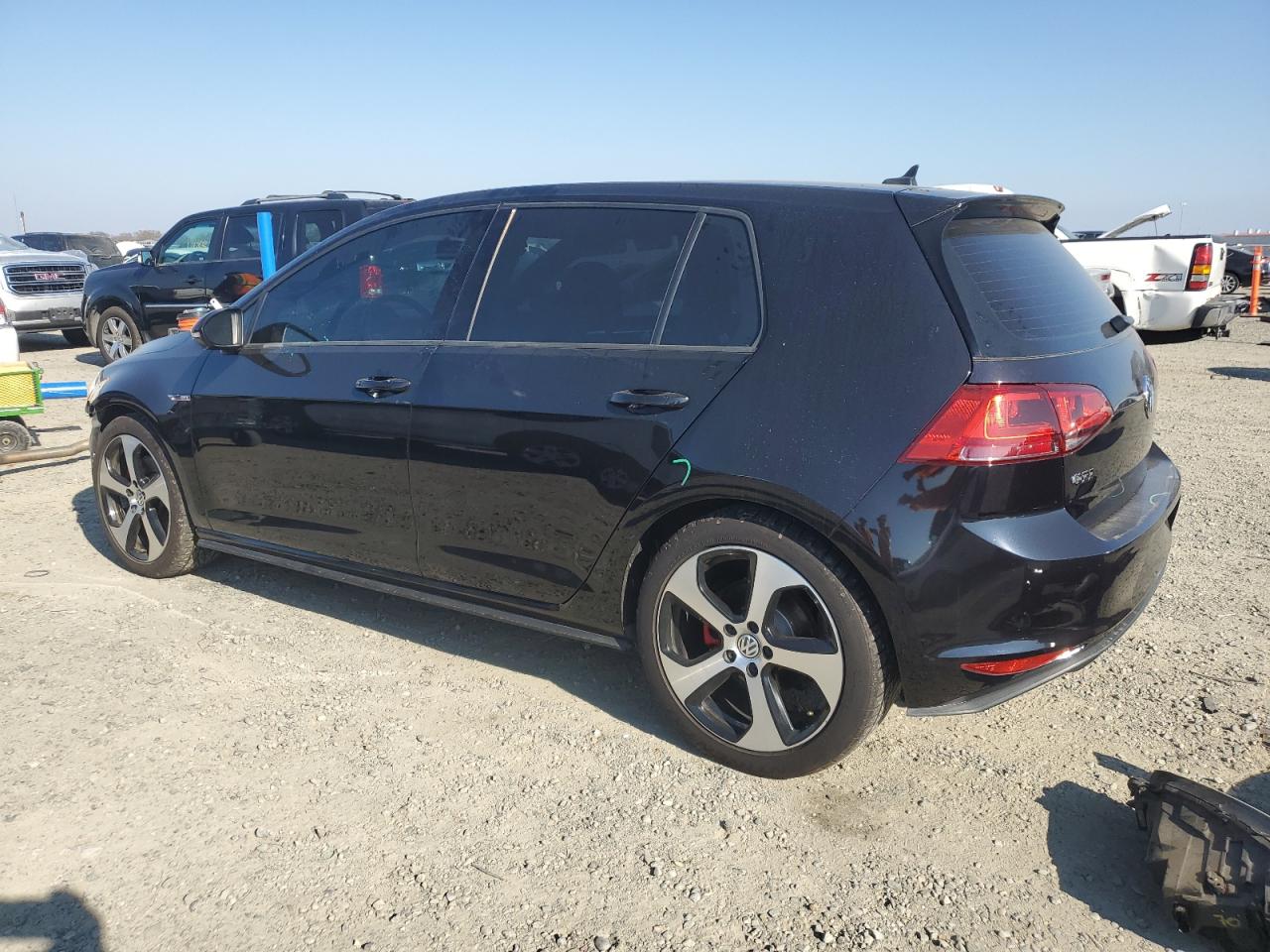 2017 Volkswagen GTI - Image 2