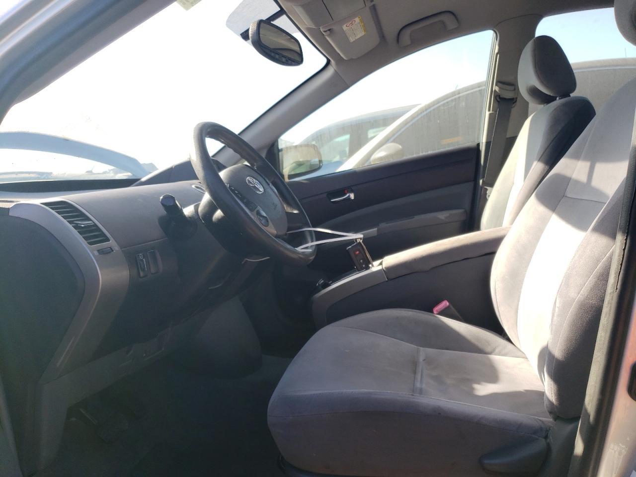 2005 Toyota Prius - Image 7