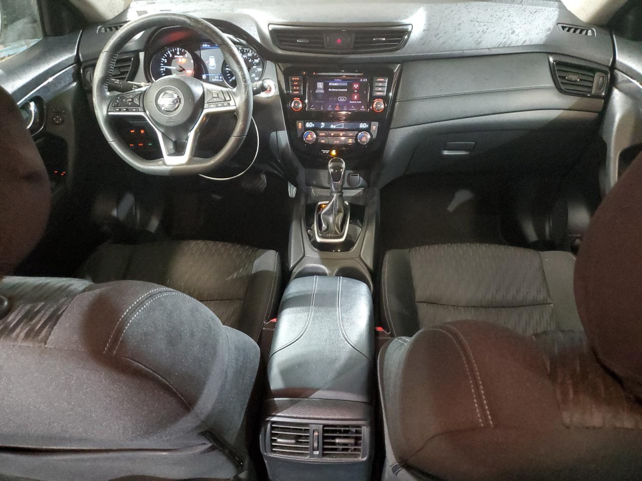 2018 Nissan Rogue - Image 8