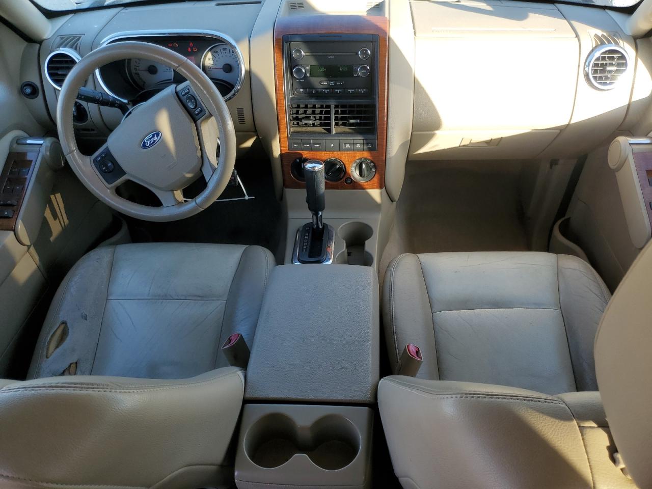 2008 Ford Explorer - Image 8