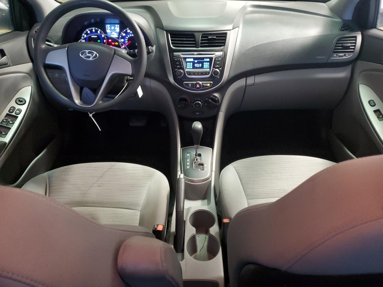 2016 Hyundai Accent - Image 8